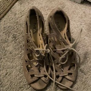 Mia girl Tan suede lace up wedge Size 6.5